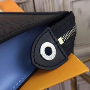 Louis Vuitton Pochette Voyage MM Eclipse Epi