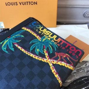 Louis Vuitton Pochette Voyage MM Damier Cobalt Canvas