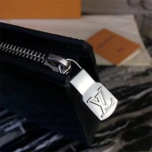 Louis Vuitton Pochette Voyage MM Damier Cobalt Canvas