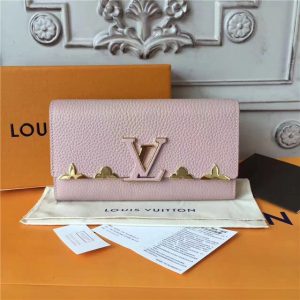 Louis Vuitton Capucines Wallet Magnolia