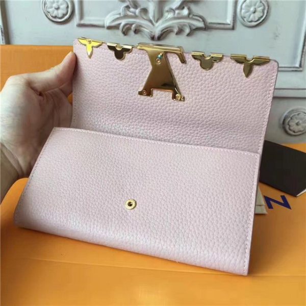 Louis Vuitton Capucines Wallet Magnolia