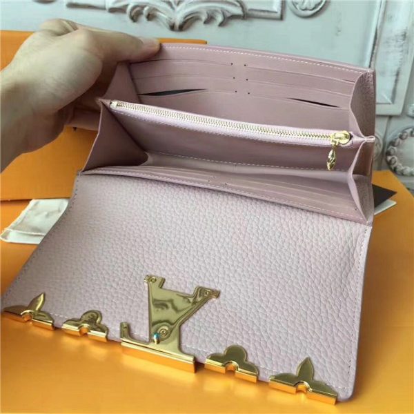 Louis Vuitton Capucines Wallet Magnolia