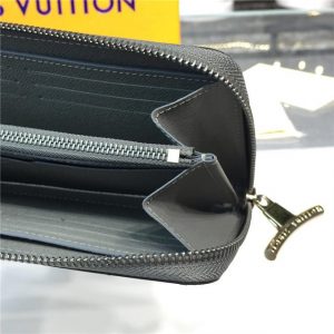 Louis Vuitton Cosmos Wallet Monogram