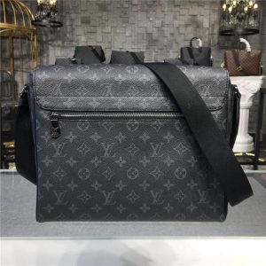 Louis Vuitton District MM