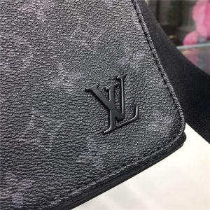 Louis Vuitton District MM