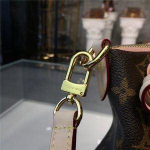 Louis Vuitton V Tote BB Rose Poudre