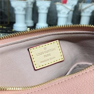 Louis Vuitton V Tote BB Rose Poudre