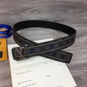 Louis Vuitton LV Initiales Belt 40mm