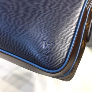 Louis Vuitton Nil Slim Epi Leather