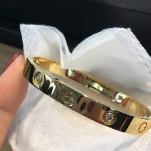 Cartier Gorgeous Love Fake Bracelet Yellow Gold (Women Size)