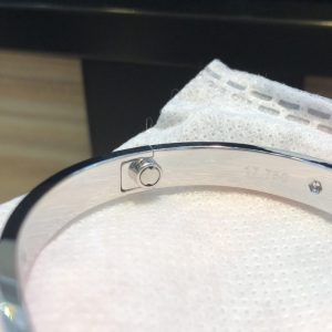 Cartier Gorgeous Love Bracelet Silver (Men Size)