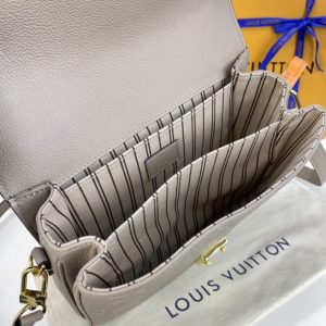 Louis Vuitton Pochette Metis Monogram Empreinte Dune