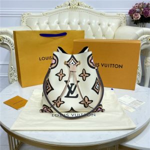 Louis Vuitton NeoNoe MM Cream