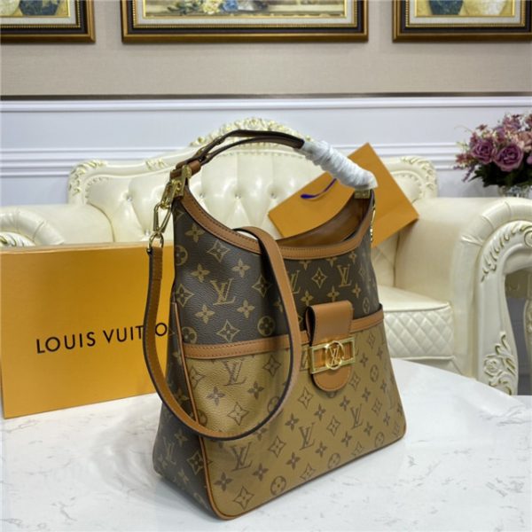 Louis Vuitton Hobo Dauphine MM