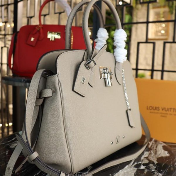 Louis Vuitton Milla MM Tourtelle