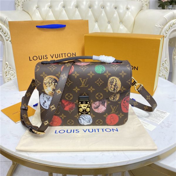 Louis Vuitton Pochette Metis