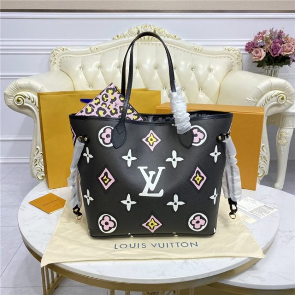 Louis Vuitton Neverfull MM Black