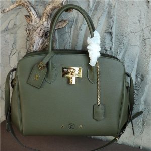 Louis Vuitton Milla MM Laurier