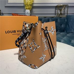 Louis Vuitton Neonoe Caramel