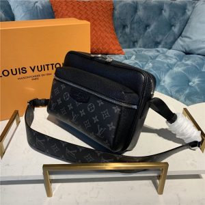 Louis Vuitton Outdoor Messenger Bag Black