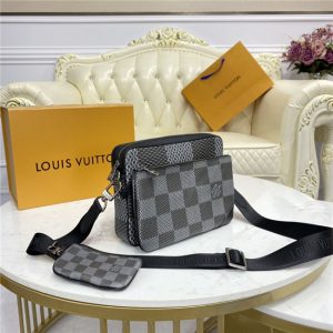 Louis Vuitton Trio Messenger