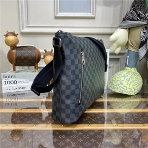 Louis Vuitton Mick MM