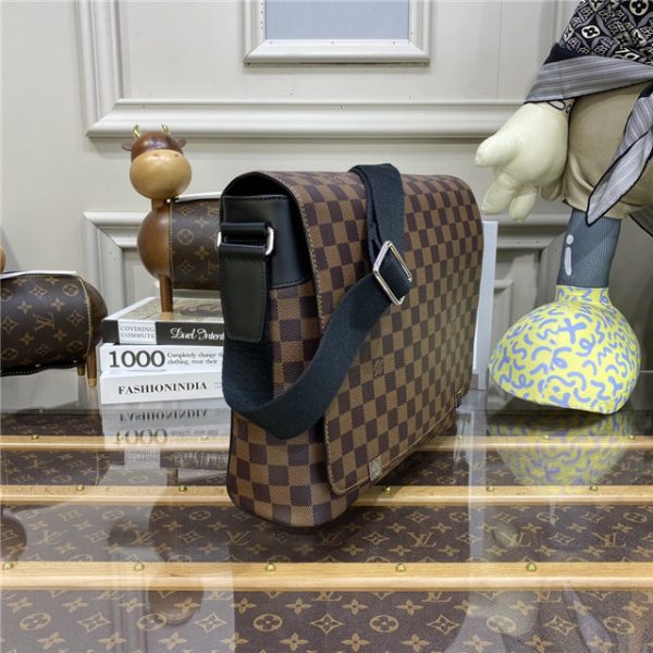 Louis Vuitton District MM Damier Ebene Canvas