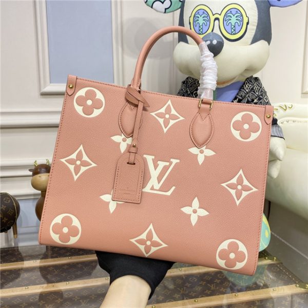 Louis Vuitton OnTheGo MM Rose Trianon