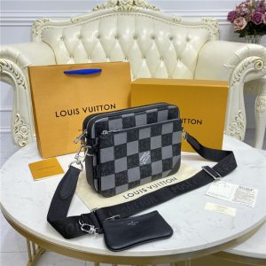 Louis Vuitton Trio Messenger Bag