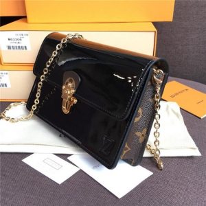 Louis Vuitton Cherrywood Chain Wallet Patent Leather Noir