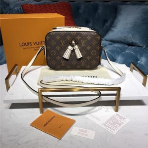 Louis Vuitton Saintonge Creme