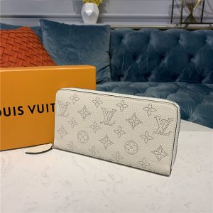 Louis Vuitton Zippy Wallet Mahina Ivory