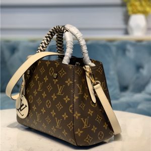 Louis Vuitton Montaigne BB