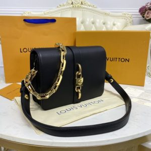 Louis Vuitton Rendez-vous Black