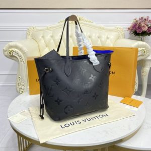 Louis Vuitton Neverfull MM Black