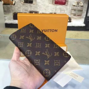 Louis Vuitton Brazza Wallet Monogram