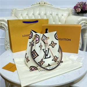 Louis Vuitton NeoNoe MM Cream