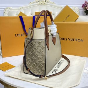 Louis Vuitton On My Side Galet