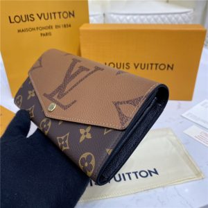 Louis Vuitton Sarah Wallet