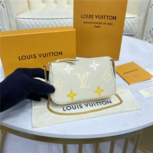 Louis Vuitton Mini Pochette Replica Accessoires (Varied Colors)