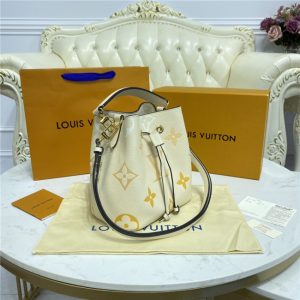 Louis Vuitton NeoNoe BB Cream/Saffron