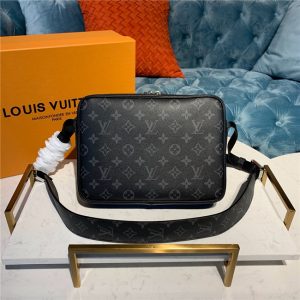 Louis Vuitton Outdoor Messenger Bag Black