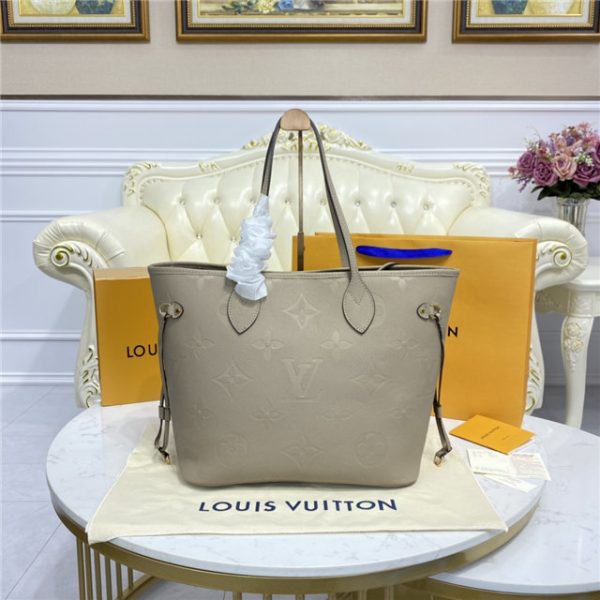 Louis Vuitton Neverfull MM Tourterelle Gray