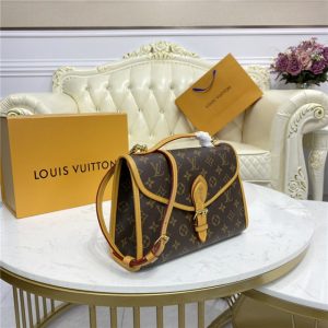 Louis Vuitton Ivy MM