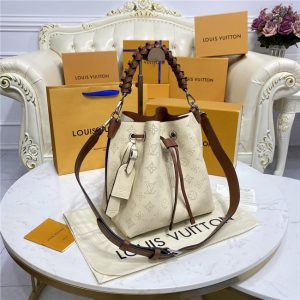 Louis Vuitton Muria Bucket Bag Cream