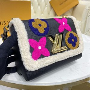 Louis Vuitton Twist MM