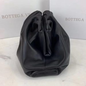 Bottega Veneta The Pouch 40 Black Replica