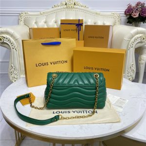 Louis Vuitton LV New Wave Chain Bag H24 Emerald