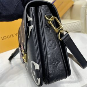 Louis Vuitton Crafty Pochette Metis Black