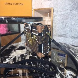 Louis Vuitton Petite Malle